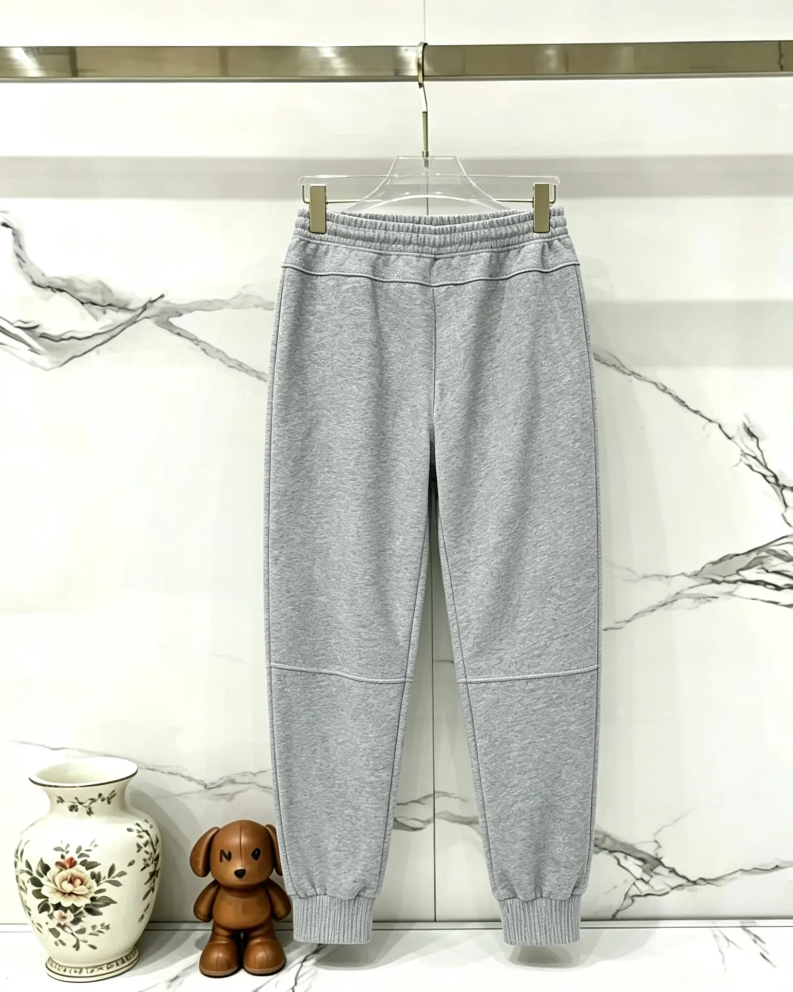C.P Company sweatpants color chart Item number: H 6066